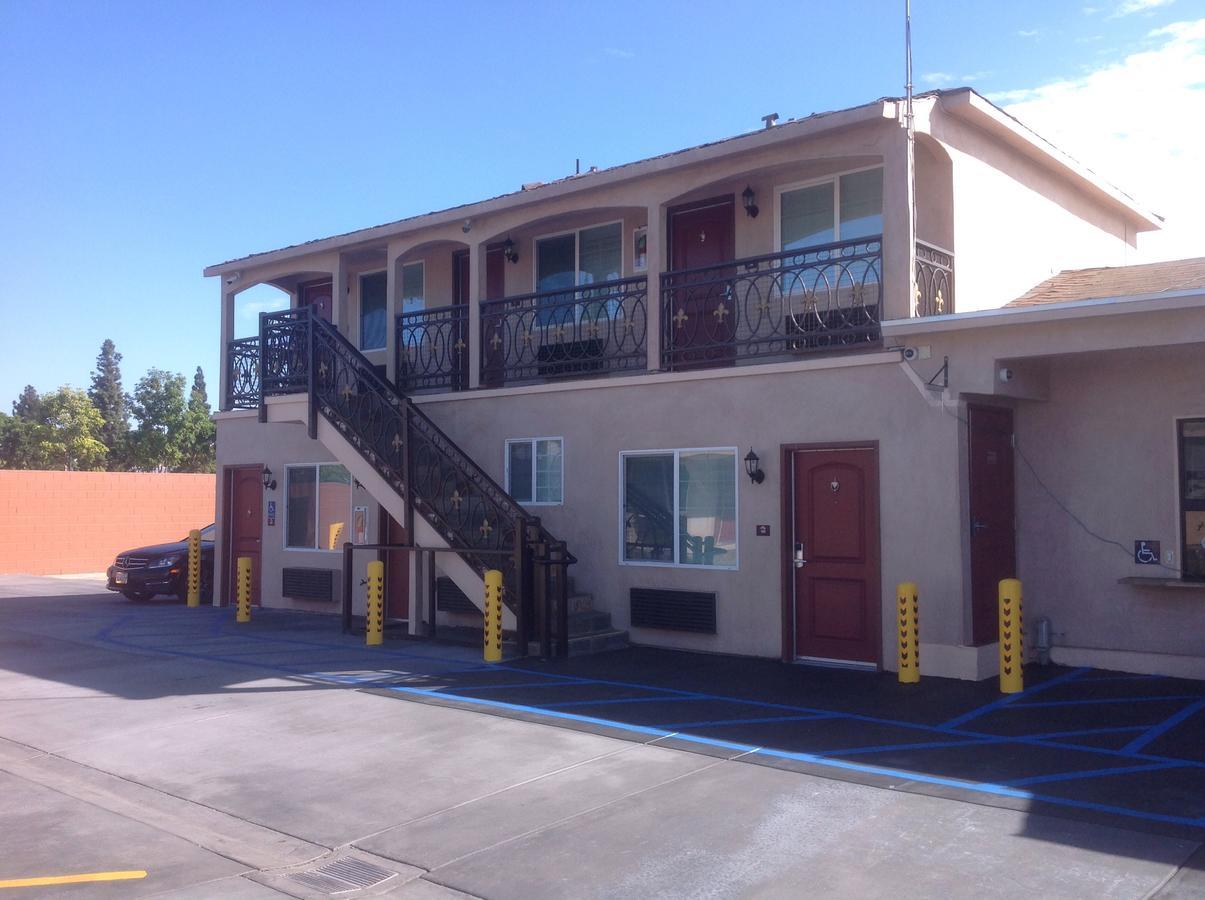 Sun Light Motel Downey Exterior photo